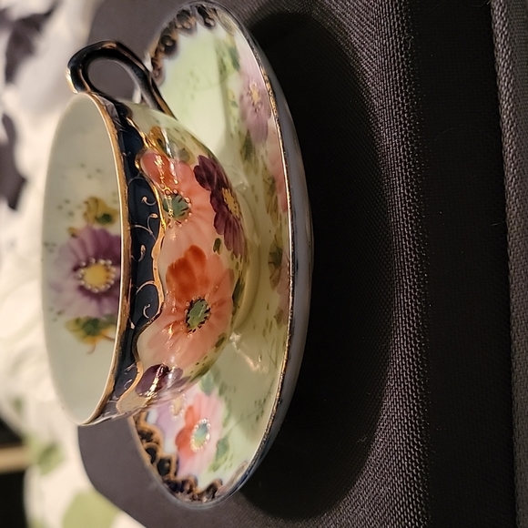 Handpainted Teacup & Saucer - Picture 1 of 10